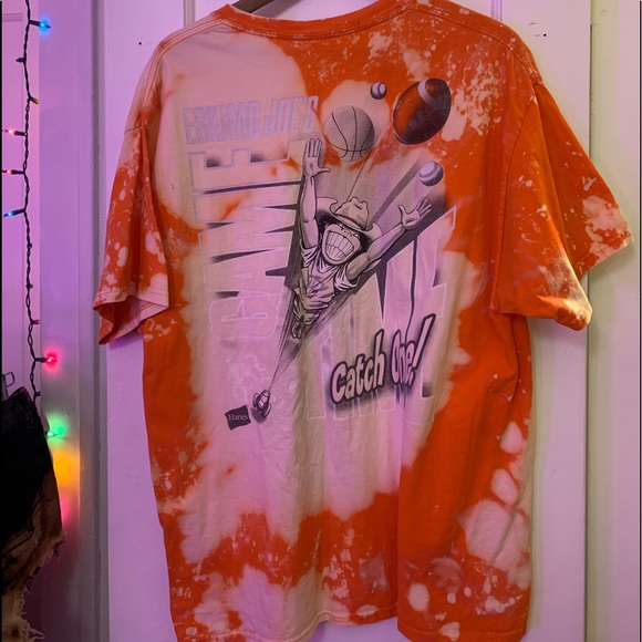 Distressed tshirt 💥 - Picture 2 of 2